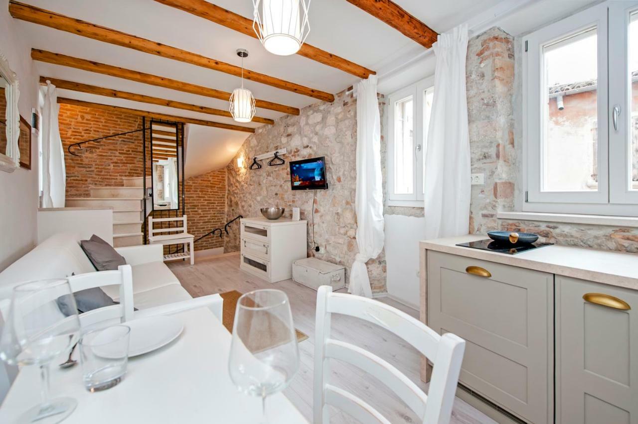 Apartment And Studio Ca' 3 Vie Rovinj Exterior foto