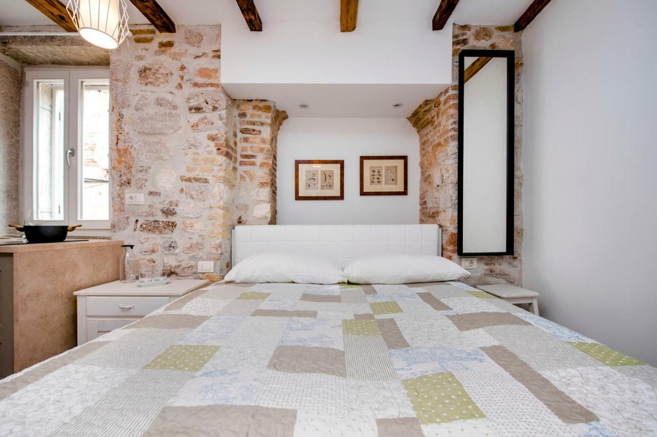 Apartment And Studio Ca' 3 Vie Rovinj Exterior foto