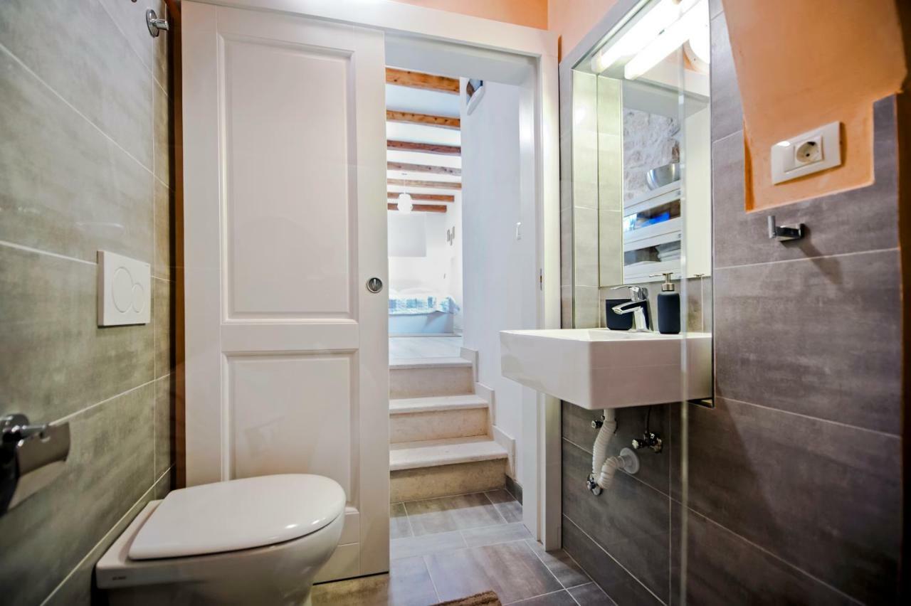 Apartment And Studio Ca' 3 Vie Rovinj Exterior foto